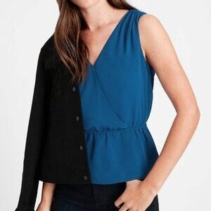Banana Republic NWT V-Neck Peplum Top S